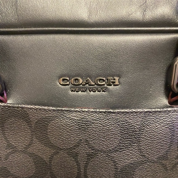 Coach Signature C design laptop bag. Barely used! - Picture 2 of 8